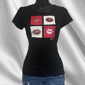 2010s Guess Kiss Tee